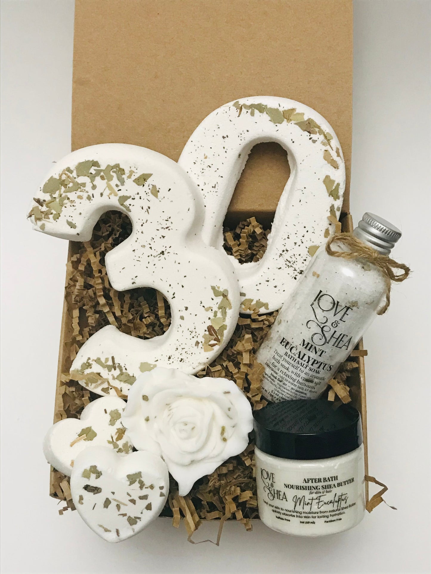 30th Birthday Gift Set for Women, Eucalyptus Mint Bath Bomb Spa Gift set